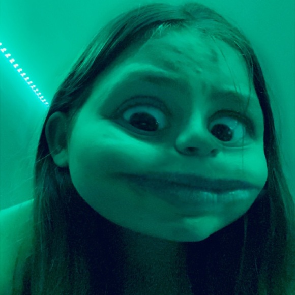 Meet your Posher, Shelby - Picture 1 of 1